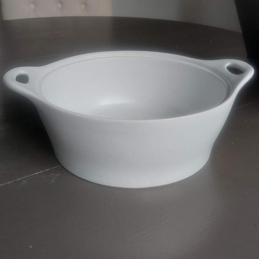 Creations White Diamond 2.5 Qt Round Casserole No Lid by Corning Corelle-1