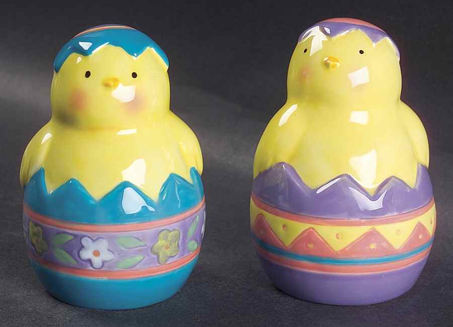 Bunny Patch Figural Salt & Pepper Set by Certified International-1