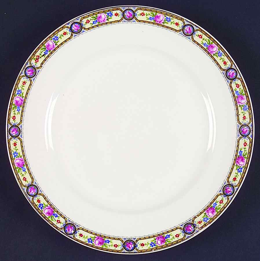 CRP180 Luncheon Plate by Crown Potteries-1