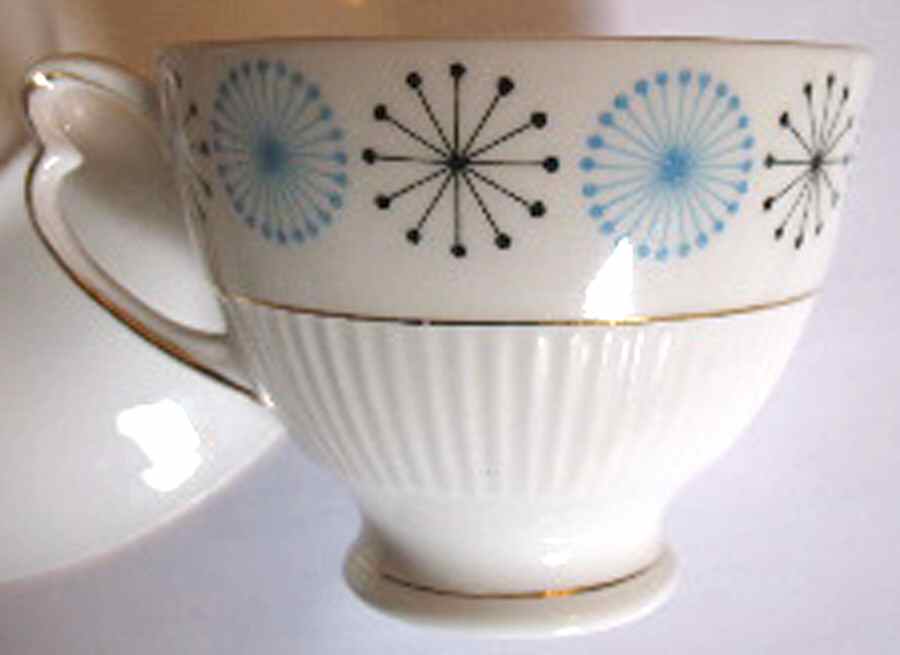 6881 Footed Cup by Colclough-1