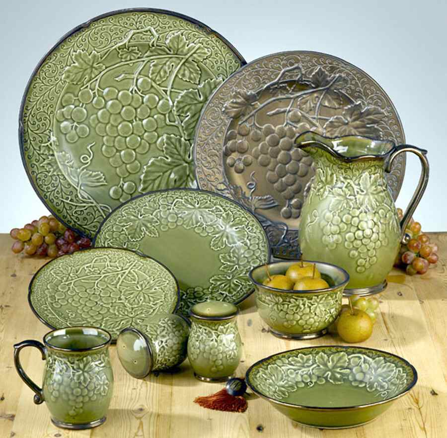 Bordeaux Green Dinner Plate by Certified International-1
