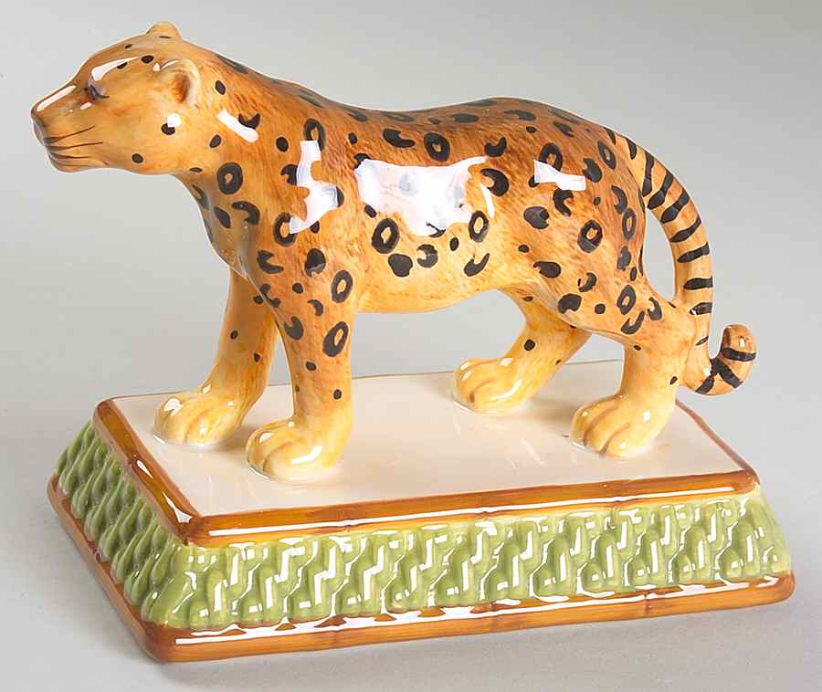 Empire Figural Napkin Ring by Certified International-1