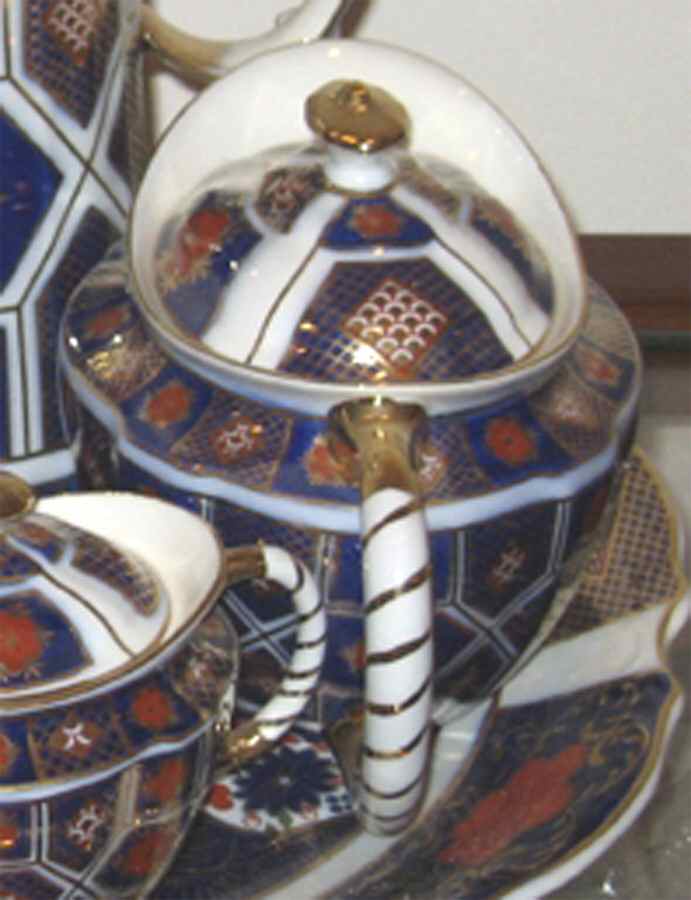 CX391 Teapot & Lid by China (Made in China)-1