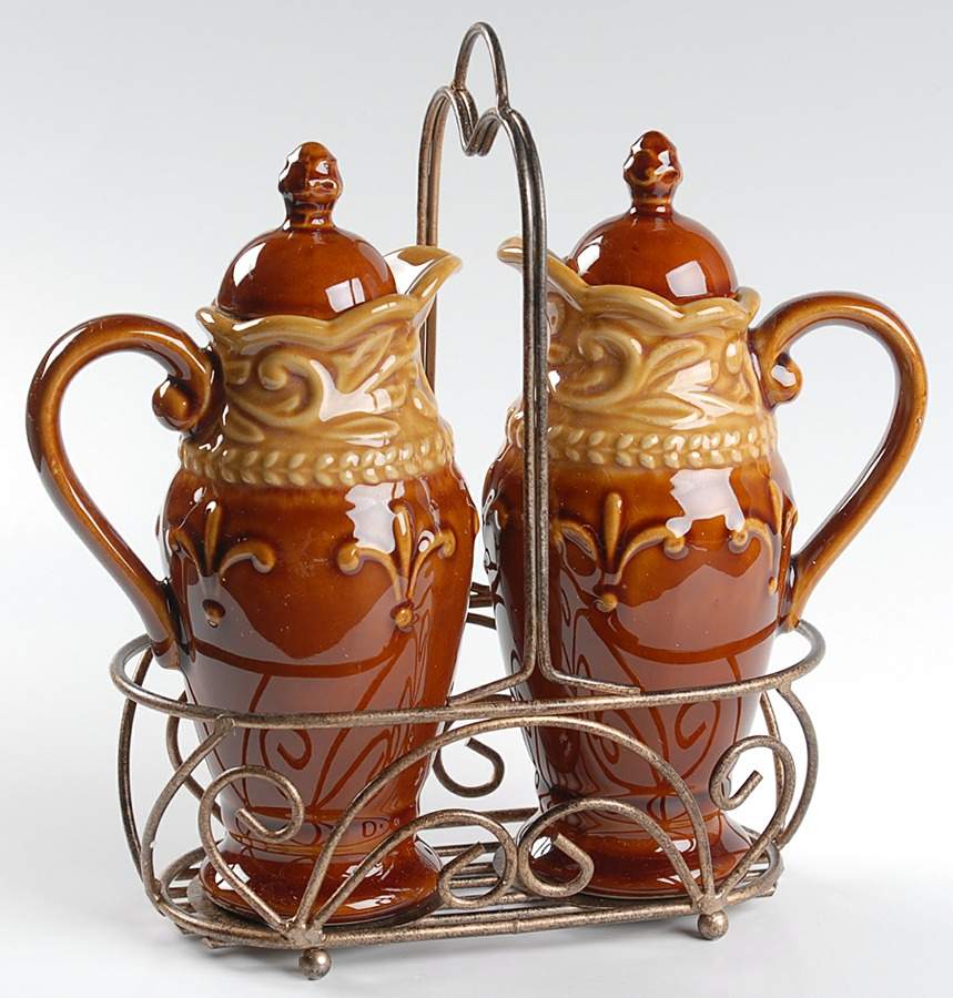 Venetian Oil/Vinergar Set with Lids in Metal Stand by Certified International-1
