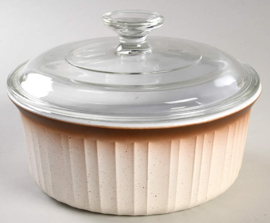 French Bisque 1.5 Qt Round Covered Casserole by Corning Corelle-1