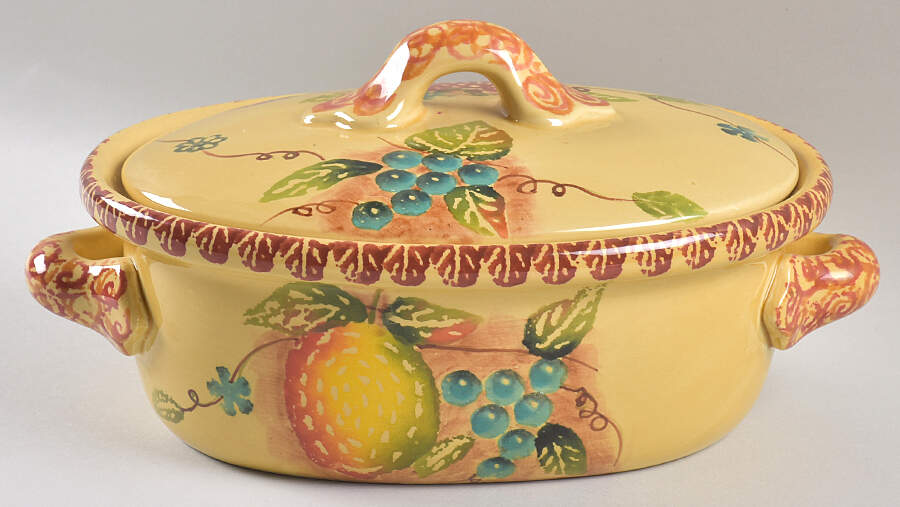 Golden Harvest 1.5 Quart Oval Covered Casserole by Maxcera Corp-1