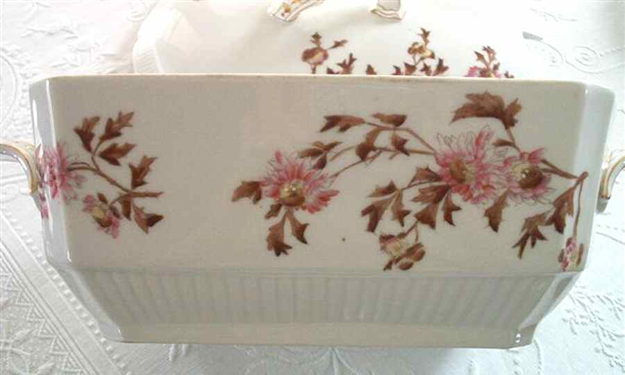 CHF1404 Tureen &  Lid by Charles Field Haviland-1