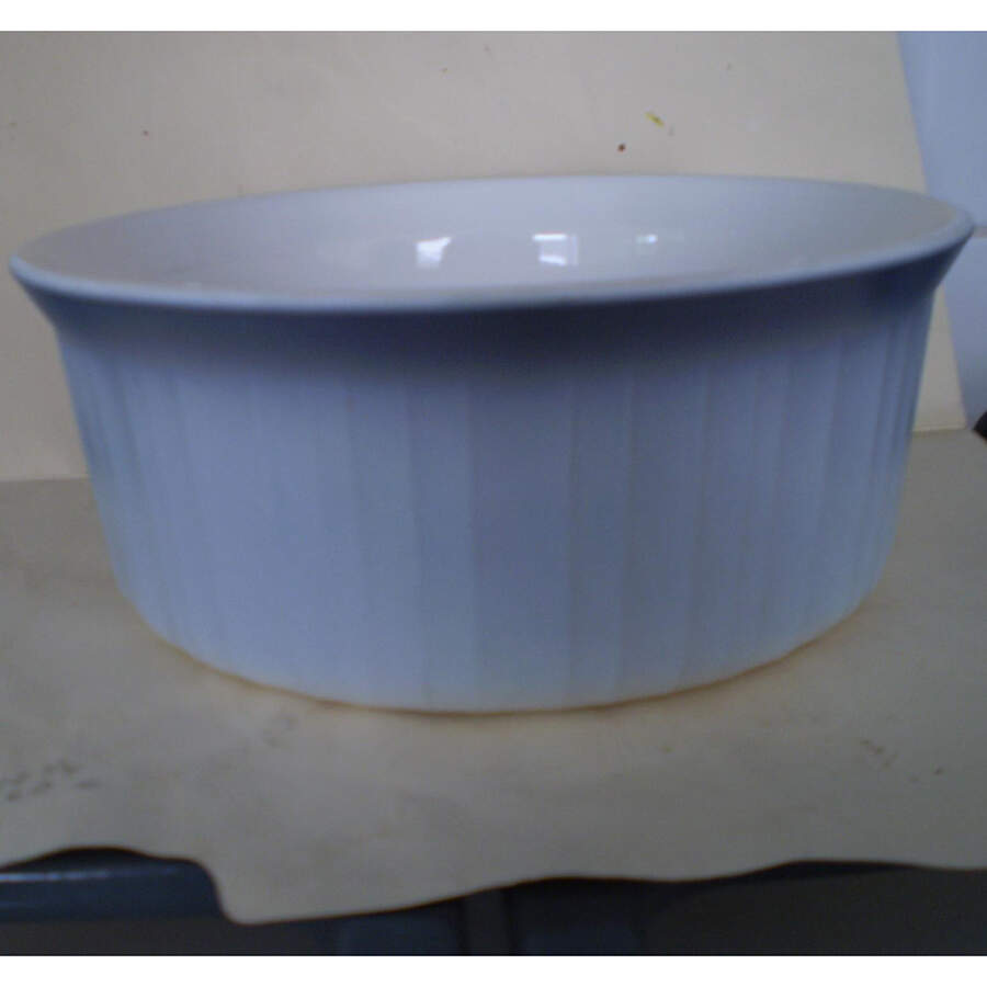 French Bleu 1.5 Quart Round Casserole No Lid by Corning Corelle-1