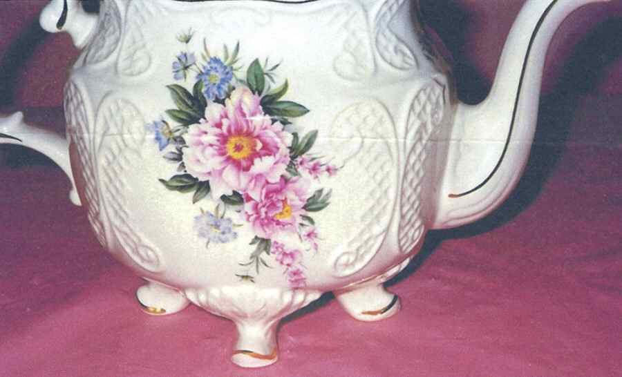 CDT15 Teapot No Lid by Crown Dorset-1