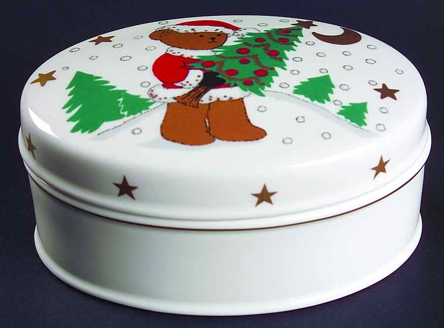 Santabear's Tree Oval Box & Lid by Christopher Stuart-1