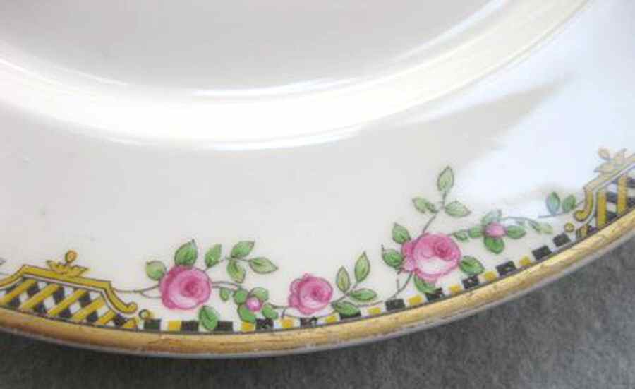 CHF1408 Dinner Plate by Charles Field Haviland-1