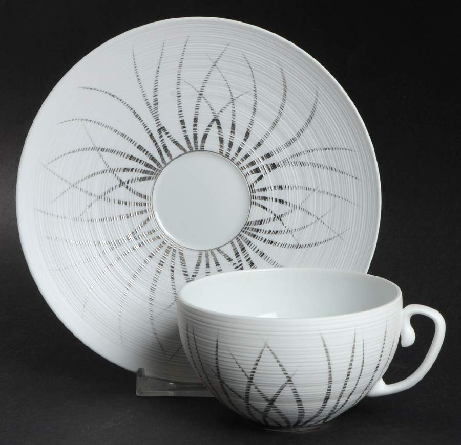 Toundra Platinum Flat Cup & Saucer Set by Jean Louis Coquet-1