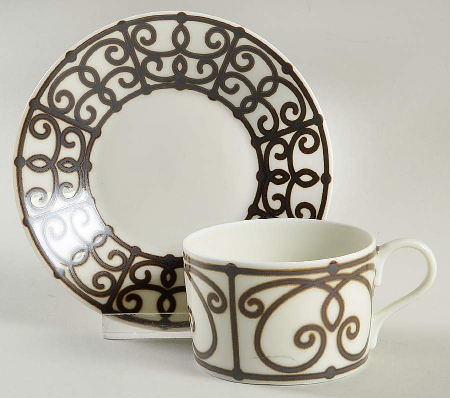Paris Metallic Flat Cup & Saucer Set by Jean Louis Coquet-1