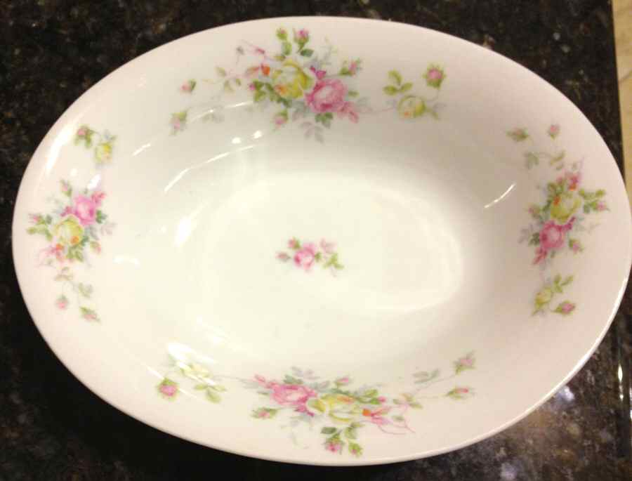 ADH43 9" Oval Vegetable Bowl by Adolf Persch-1