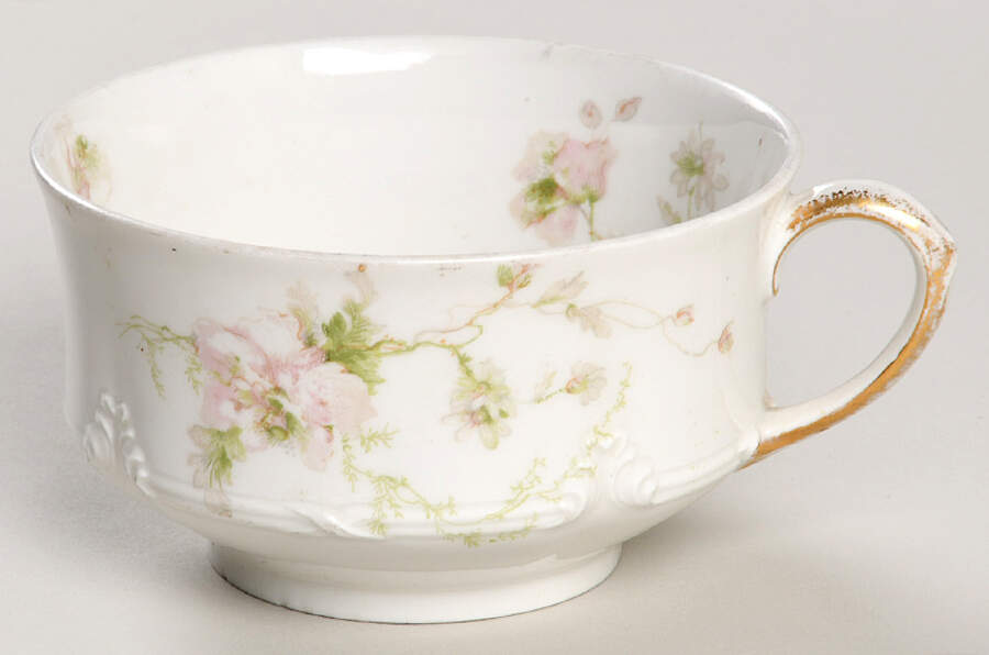 CHF1411 Flat Cup by Charles Field Haviland-1