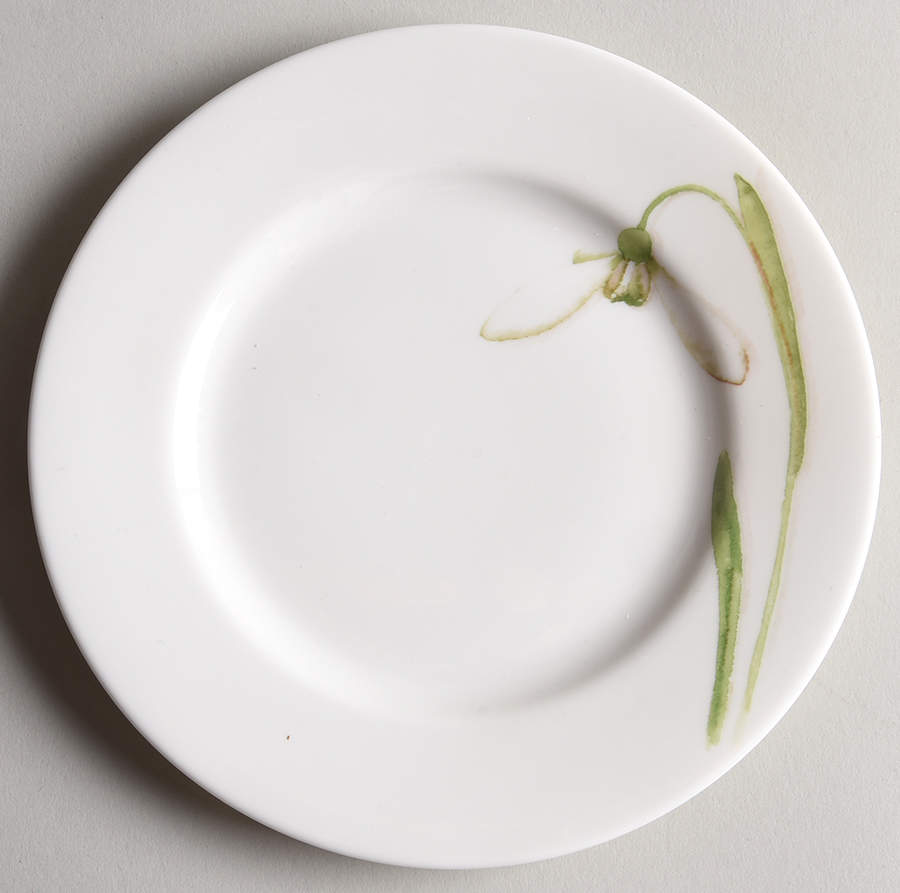 Flower Dessert/Pie Plate by Crate & Barrel-1