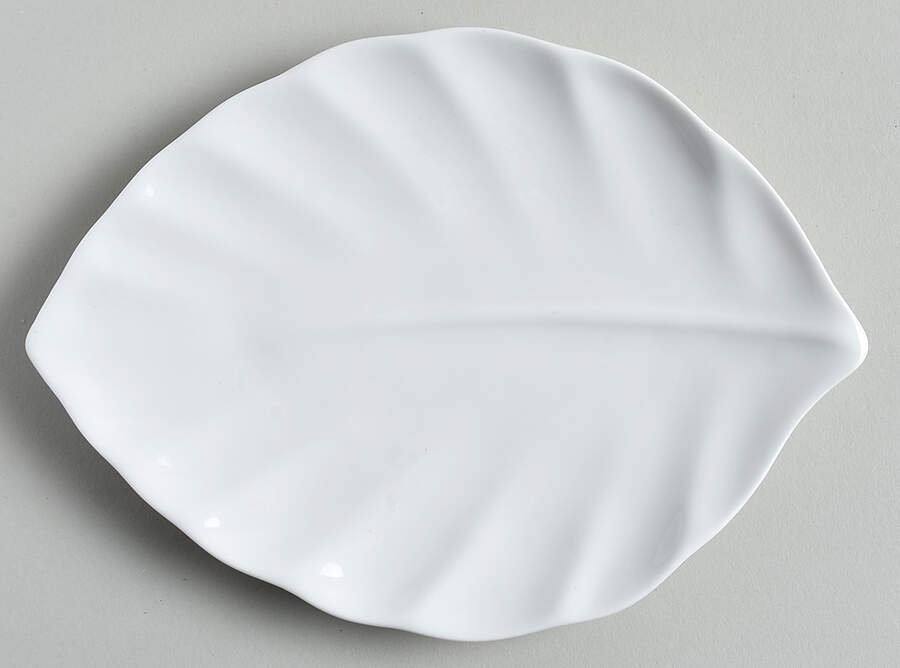 Anna II 8" Leaf Dish by Crate & Barrel-1