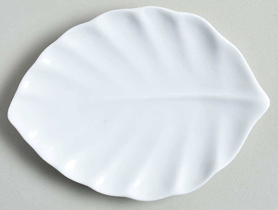 Anna II 6" Leaf Dish by Crate & Barrel-1