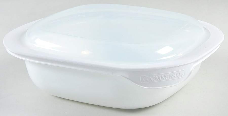 Simply Lite 2.5 Qt Square Baker with Plastic Lid by Corning Corelle-1