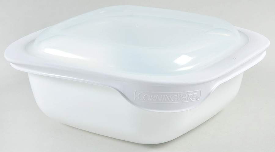 Simply Lite 1.5 Qt Square Baker with Plastic Lid by Corning Corelle-1