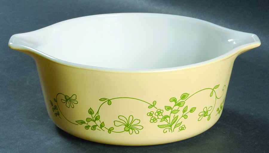 Shenandoah 1.50 Pt Round Casserole No Lid by Pyrex-1