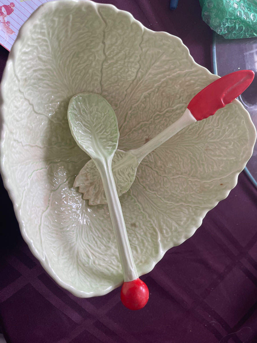 CAW6 Salad Serving Fork, Solid Piece by Carlton Ware (England)-1