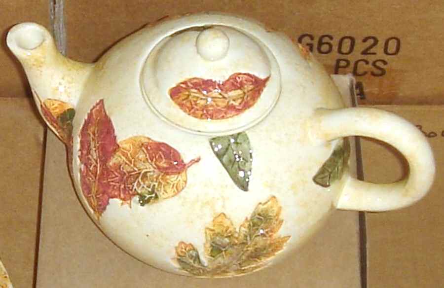 Foliage Teapot & Lid by Cardinal Inc-1