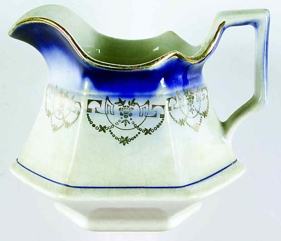 A590 Creamer by Colonial Pottery (USA)-1