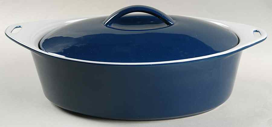 Bakeware Blue 2 Quart Oval Covered Casserole by Certified International-1