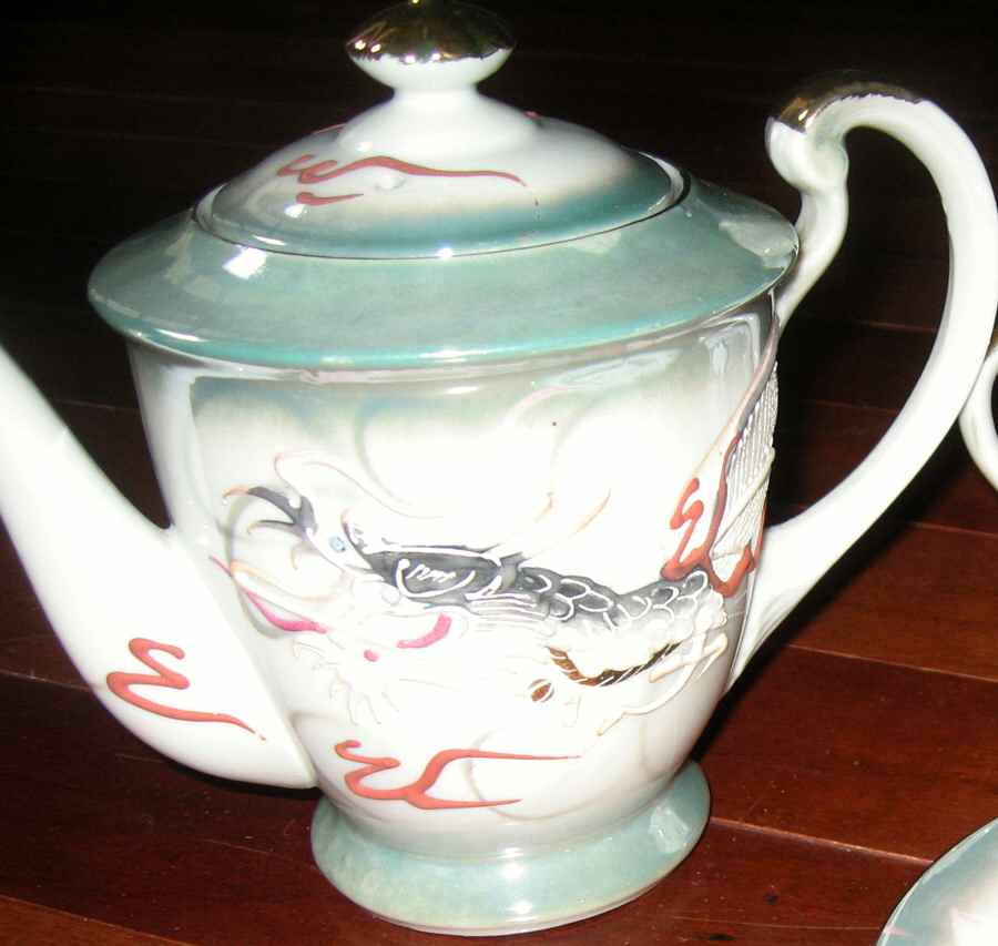 LKY11 Teapot & Lid by Lucky China-1