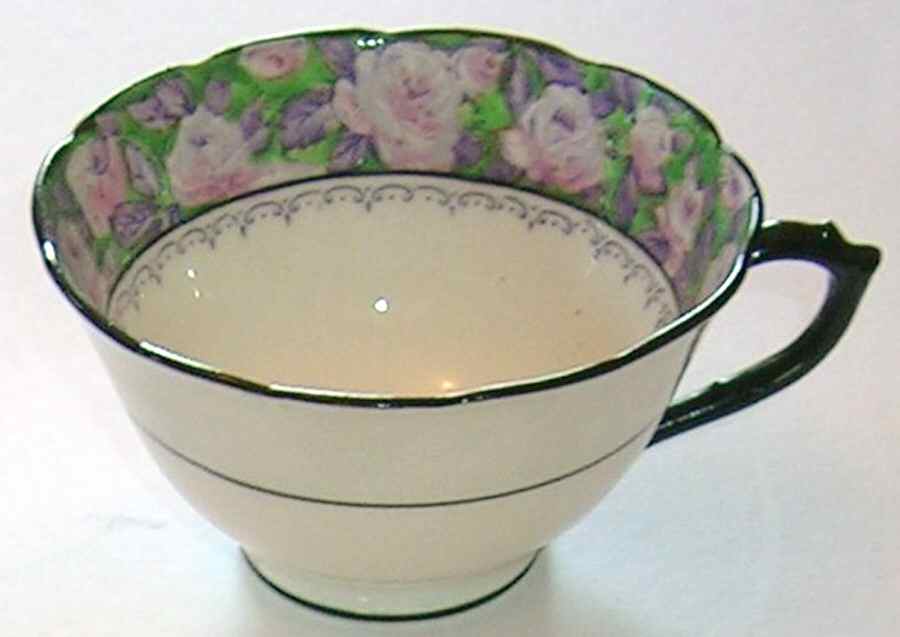 2956 Footed Cup by Chelson-1