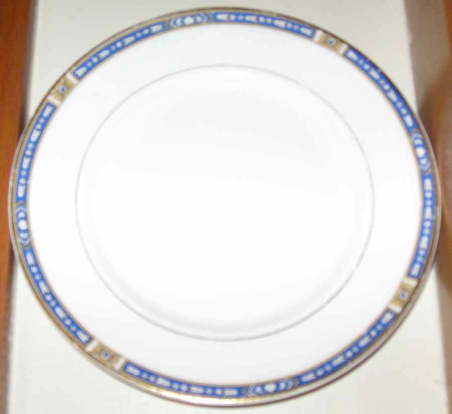CRO329 Dinner Plate by Crooksville-1
