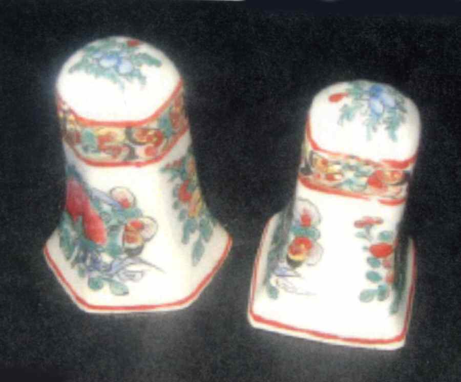 CX429 Salt & Pepper Set by China (Made in China)-1