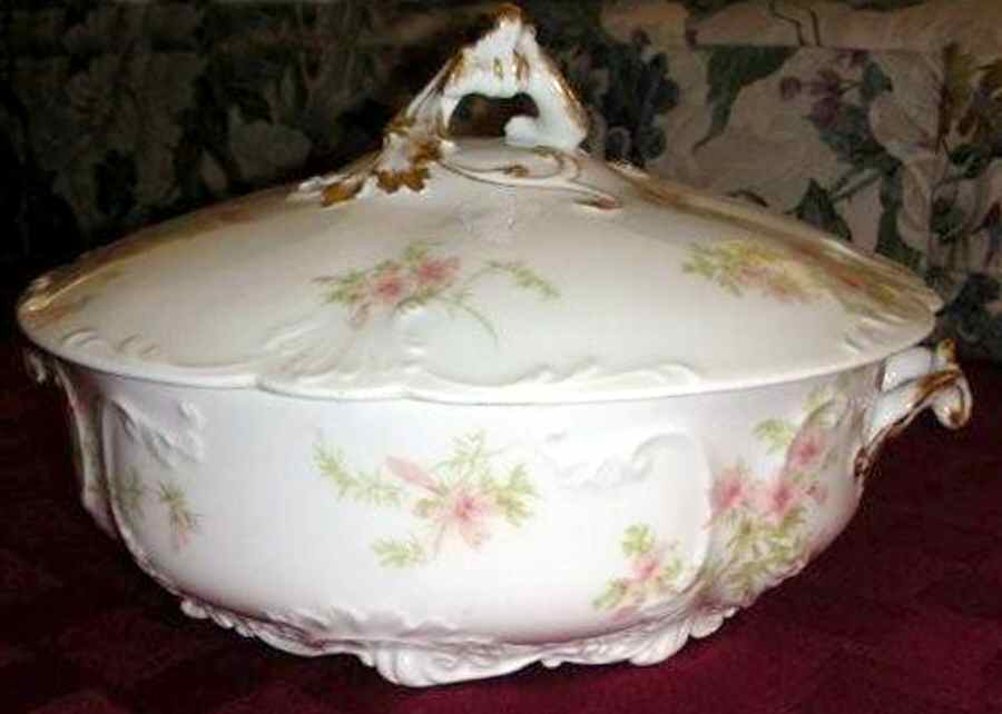 Schleiger 1293-3 Round Covered Vegetable by Charles Field Haviland-1