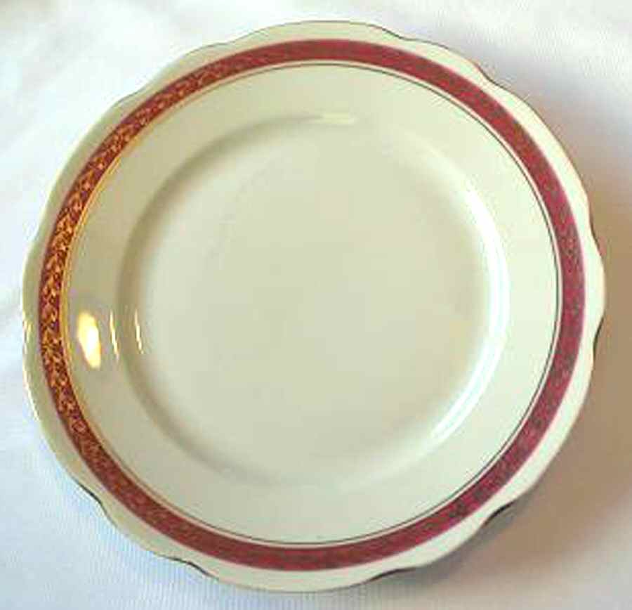 CIL48 Dinner Plate by Cmielow (Poland)-1