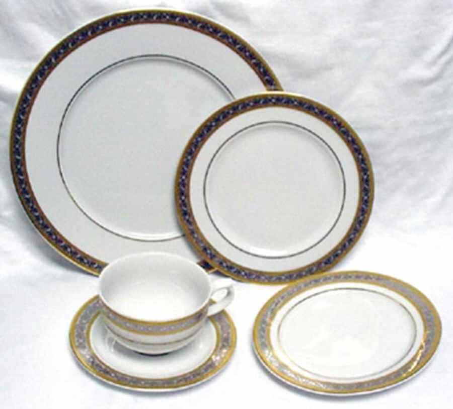 Siena Dinner Plate by Churchill-1