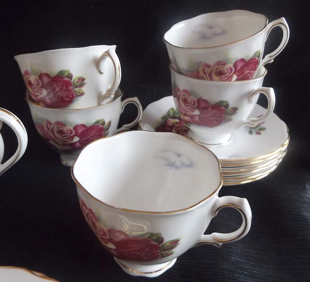 CLC94 Footed Cup & Saucer Set by Colclough-1