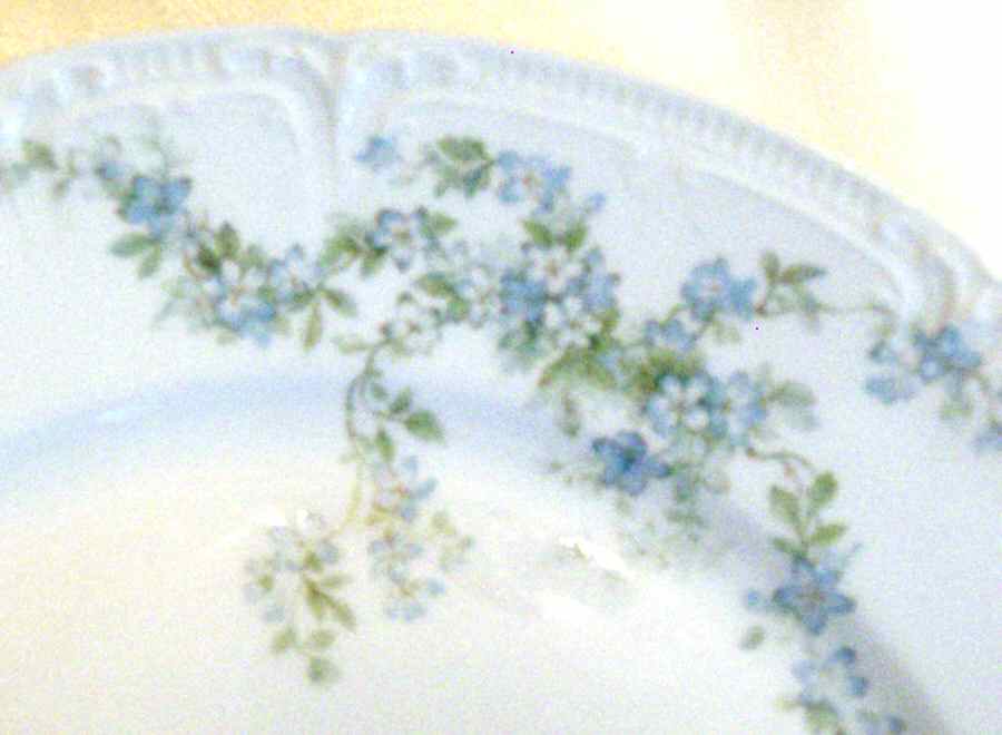 CHF1470 Dinner Plate by Charles Field Haviland-1