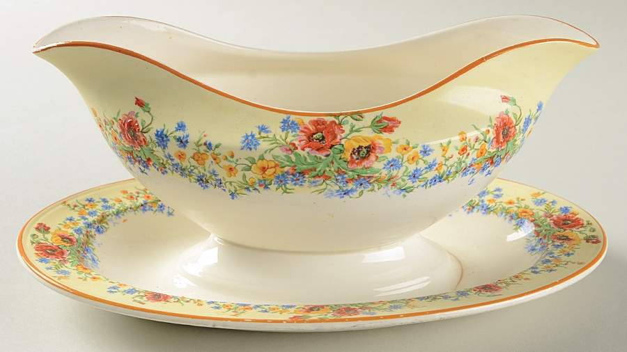 CRD214 Gravy Boat with Attached Underplate by Crown Ducal-1