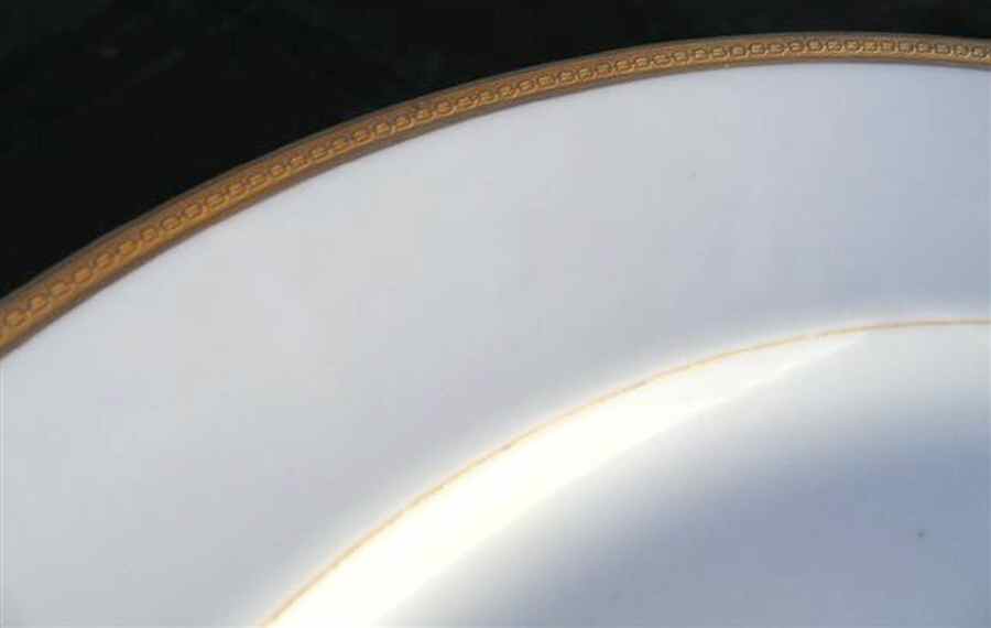 CMT124 Dinner Plate by Charles Martin-1