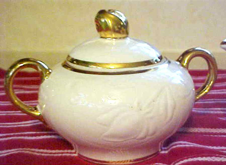 Puritan Sugar Bowl & Lid by Continental Kilns-1