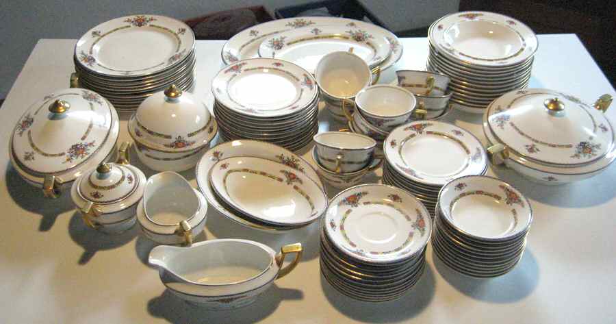 768 Dinner Plate by Cleveland (USA)-1