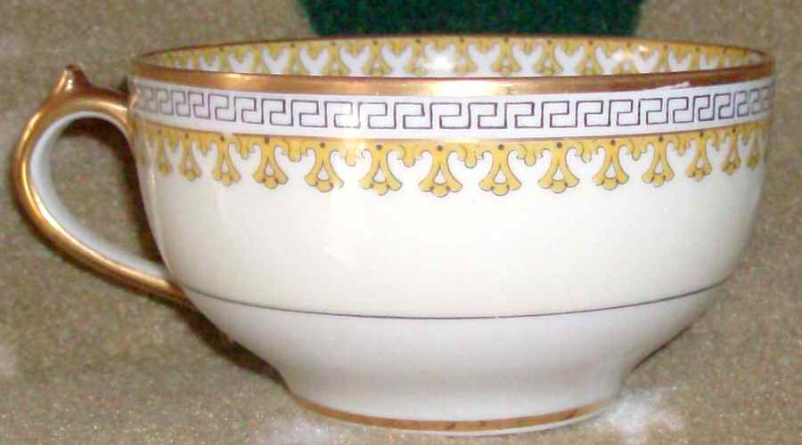 CHF1472 Flat Cup by Charles Field Haviland-1