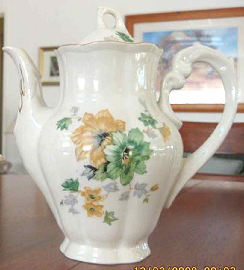 65547 Coffee Pot & Lid by Chodziez-Poland-1