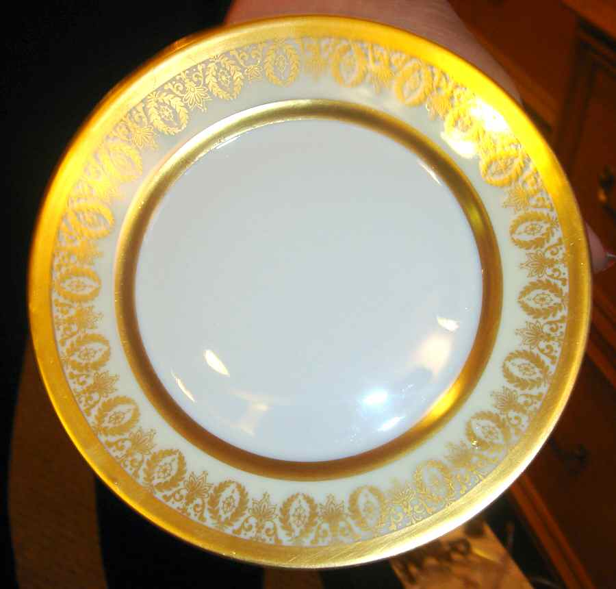 CHF1490 Dinner Plate by Charles Field Haviland-1