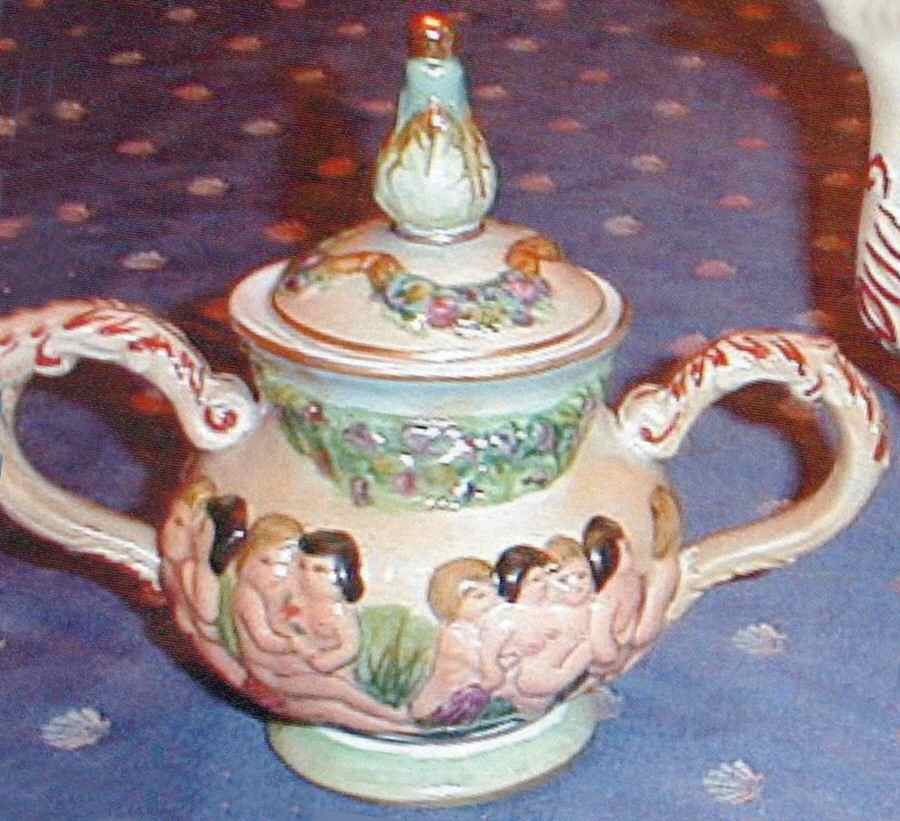 CJJ4 Sugar Bowl & Lid by Capo-di-Monte (Italy)-1