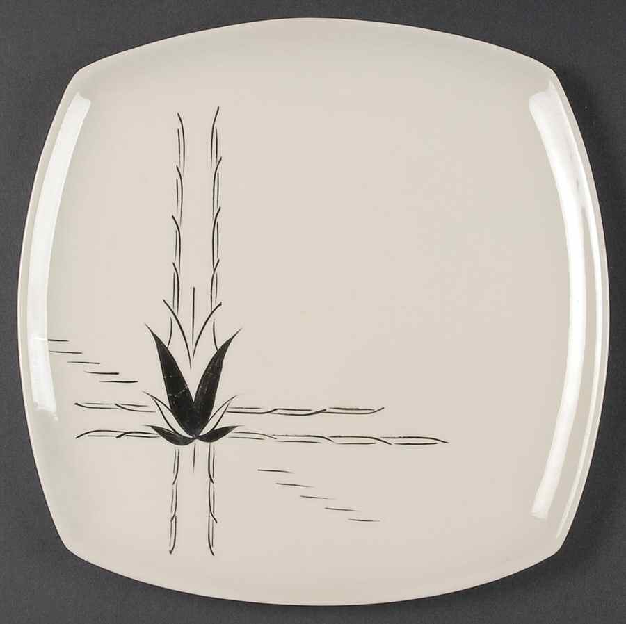 CTW3 Dinner Plate by Crestwood-1