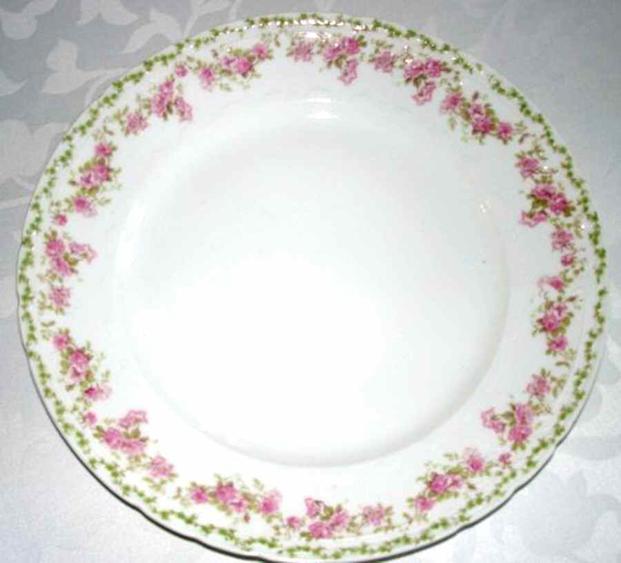 CHF1515 Dinner Plate by Charles Field Haviland-1