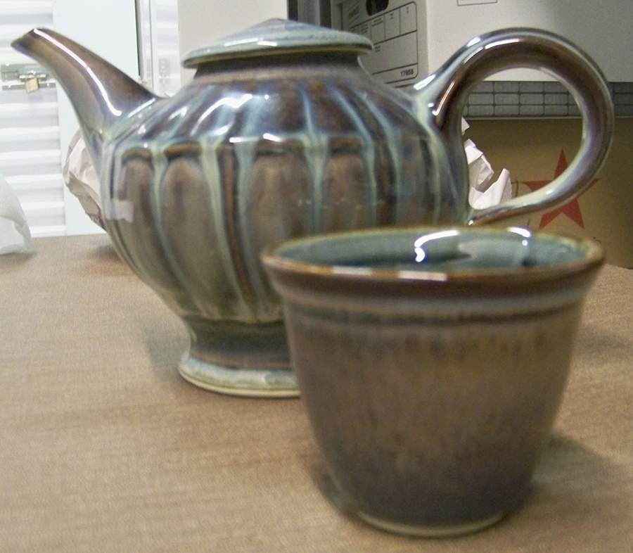 Classic Dinnerware (Rim) Teapot & Lid by Campbell Pottery-1