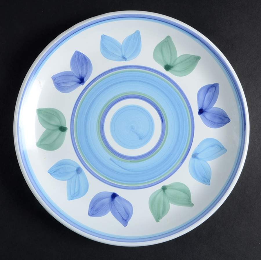 Tulipano Dinner Plate by Caleca-1